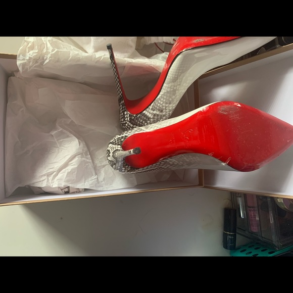 Christian louboutin pigalle follies 100 patent - Picture 8 of 8